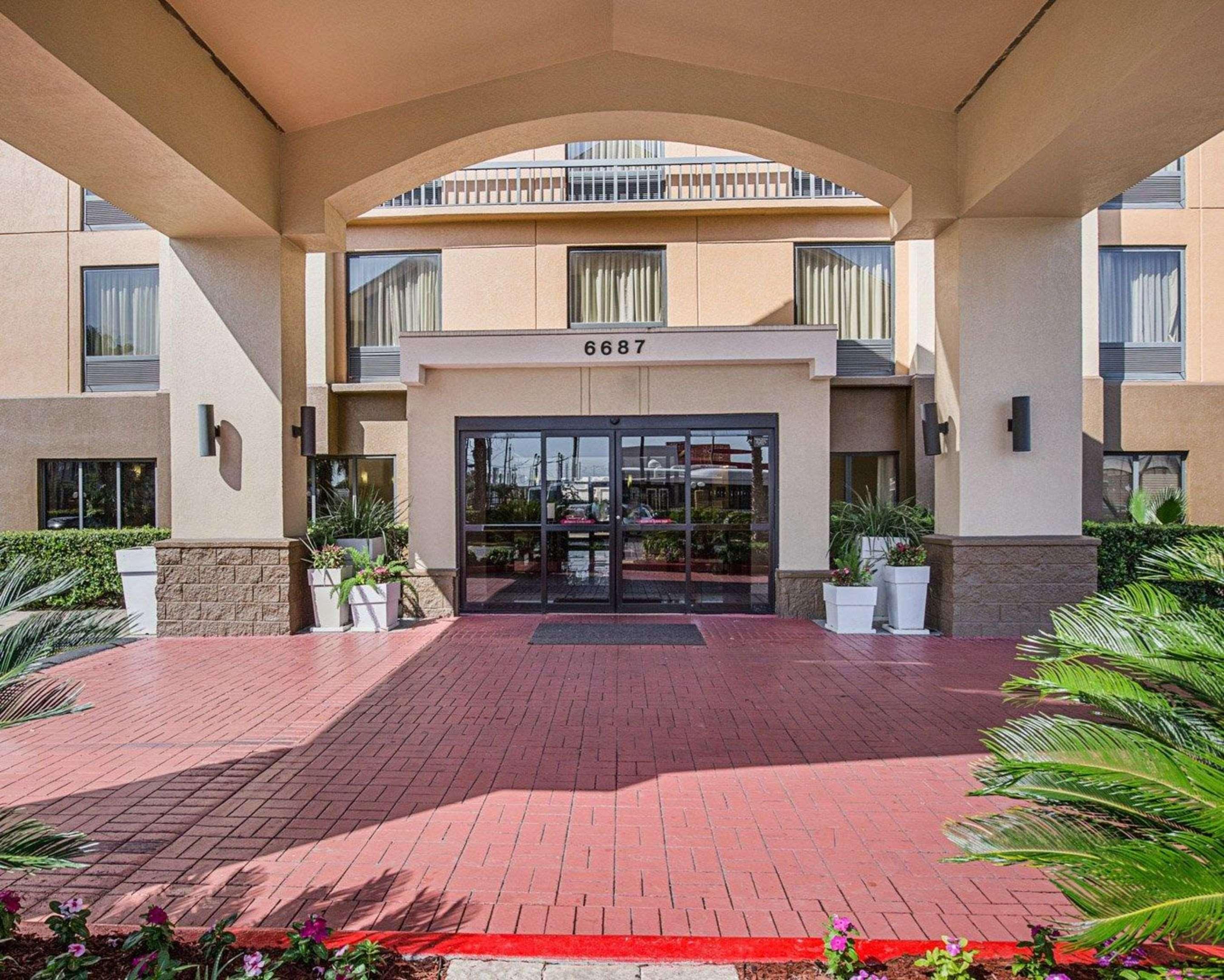 Inn Comfort Southwest Fwy At Westpark 3*